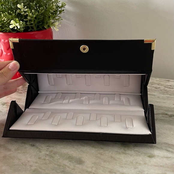 Black Leatherette Ring Roll up Case with Gold Hardware - Picture 4 of 5